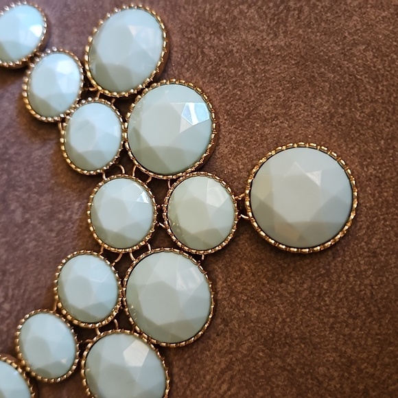 3/$30 Mint Circle Bib Statement Necklace - Picture 3 of 8